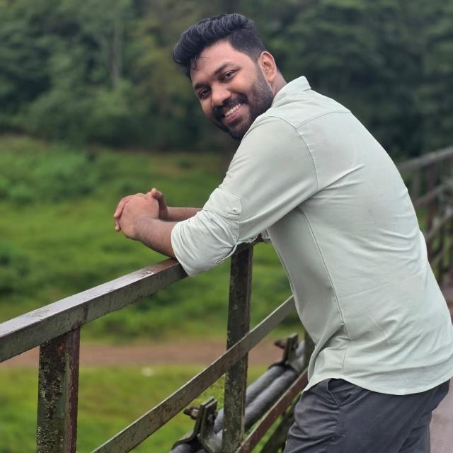 Supervisor / Store Manager Matrimony Groom, customer reference - UK2025031933